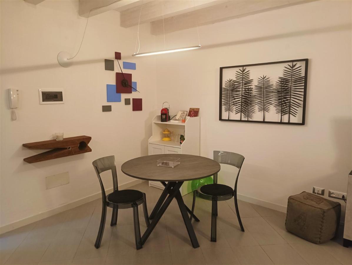 Civico22 Apartment Comacchio Bagian luar foto