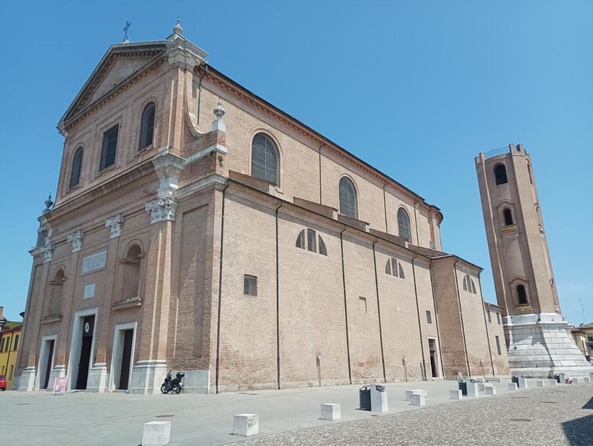 Civico22 Apartment Comacchio Bagian luar foto